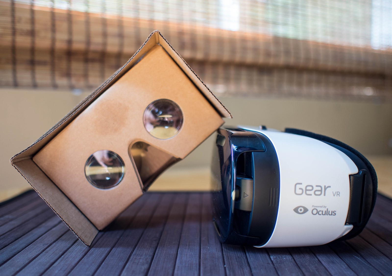 Amazon, in sconto il Google Cardboard Samsung Gear VR Edition